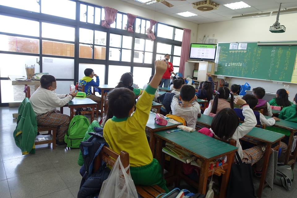 【自我肯定與接納】老師Q&A：如何陪伴孩子發現自己的優點？